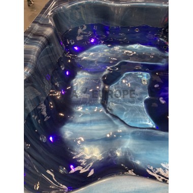 MONACO IN - Hot tub with internal stove