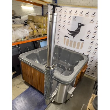 MONACO IN - Hot tub with internal stove