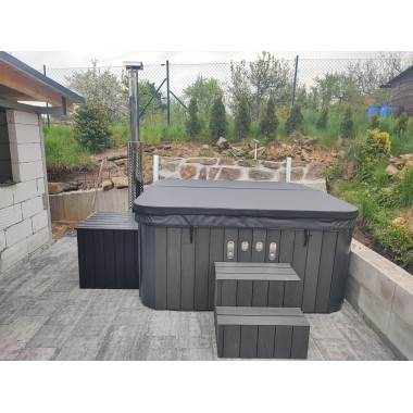 MONACO IN - Hot tub with internal stove