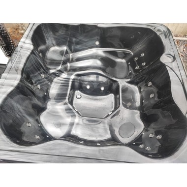 MONACO IN - Hot tub with internal stove