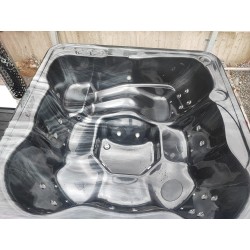 MONACO IN - Hot tub with internal stove