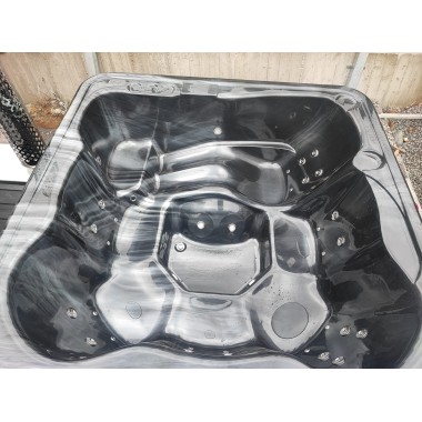 MONACO IN - Hot tub with internal stove