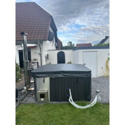 MONACO IN - Hot tub with internal stove