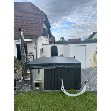 MONACO IN - Hot tub with internal stove