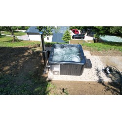 MONACO IN - Hot tub with internal stove