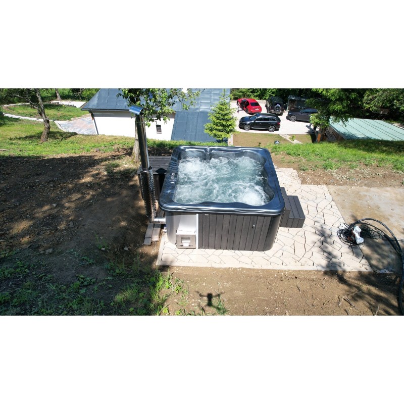 MONACO IN - Hot tub with internal stove