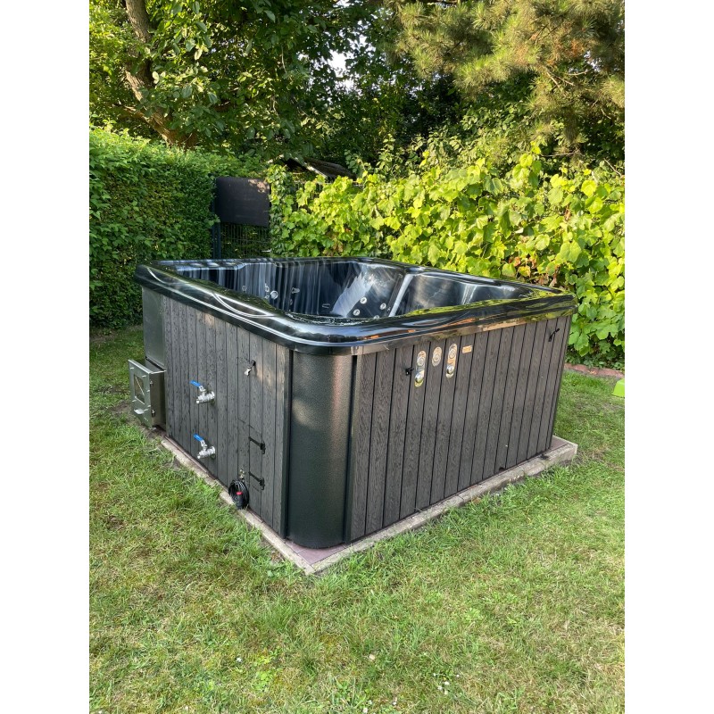 MONACO IN - ACRYL Badefass Whirlpool Hot Tub komplettes Angebot FREI GELIEFERT