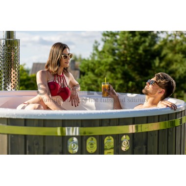 PRIME - Hot tub with external stove