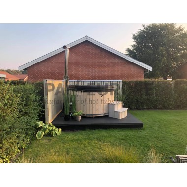 ELITE - Hot tub with integrated stove